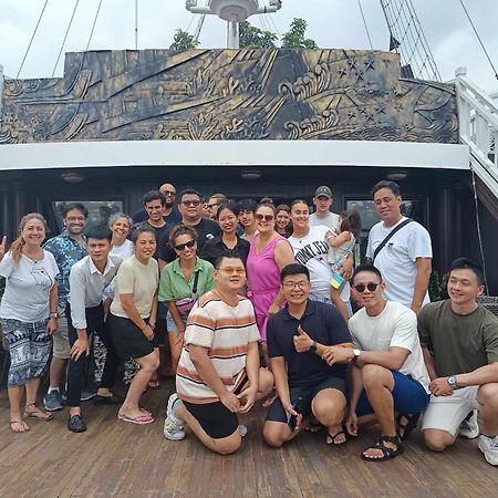 Arcady Boutique Cruise Hotel Ha Long Exterior photo
