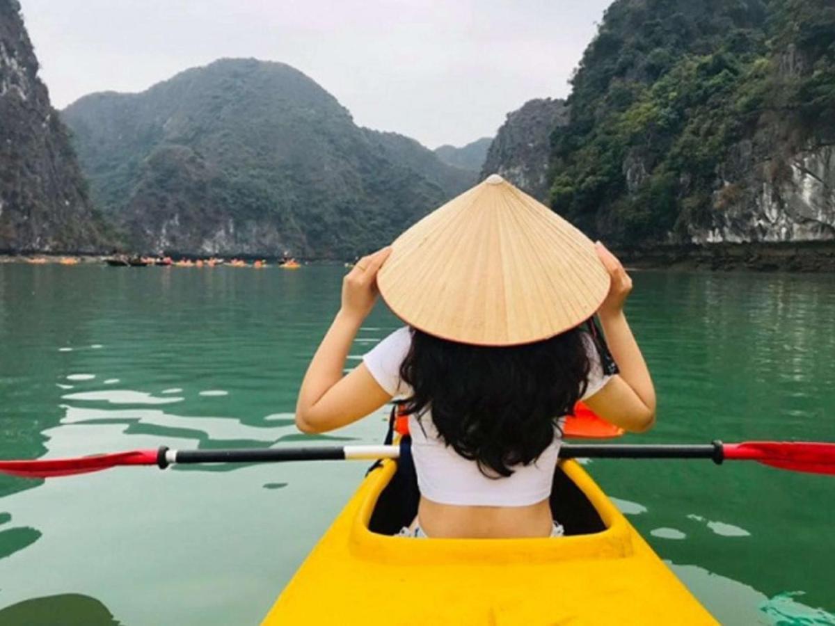 Arcady Boutique Cruise Hotel Ha Long Exterior photo