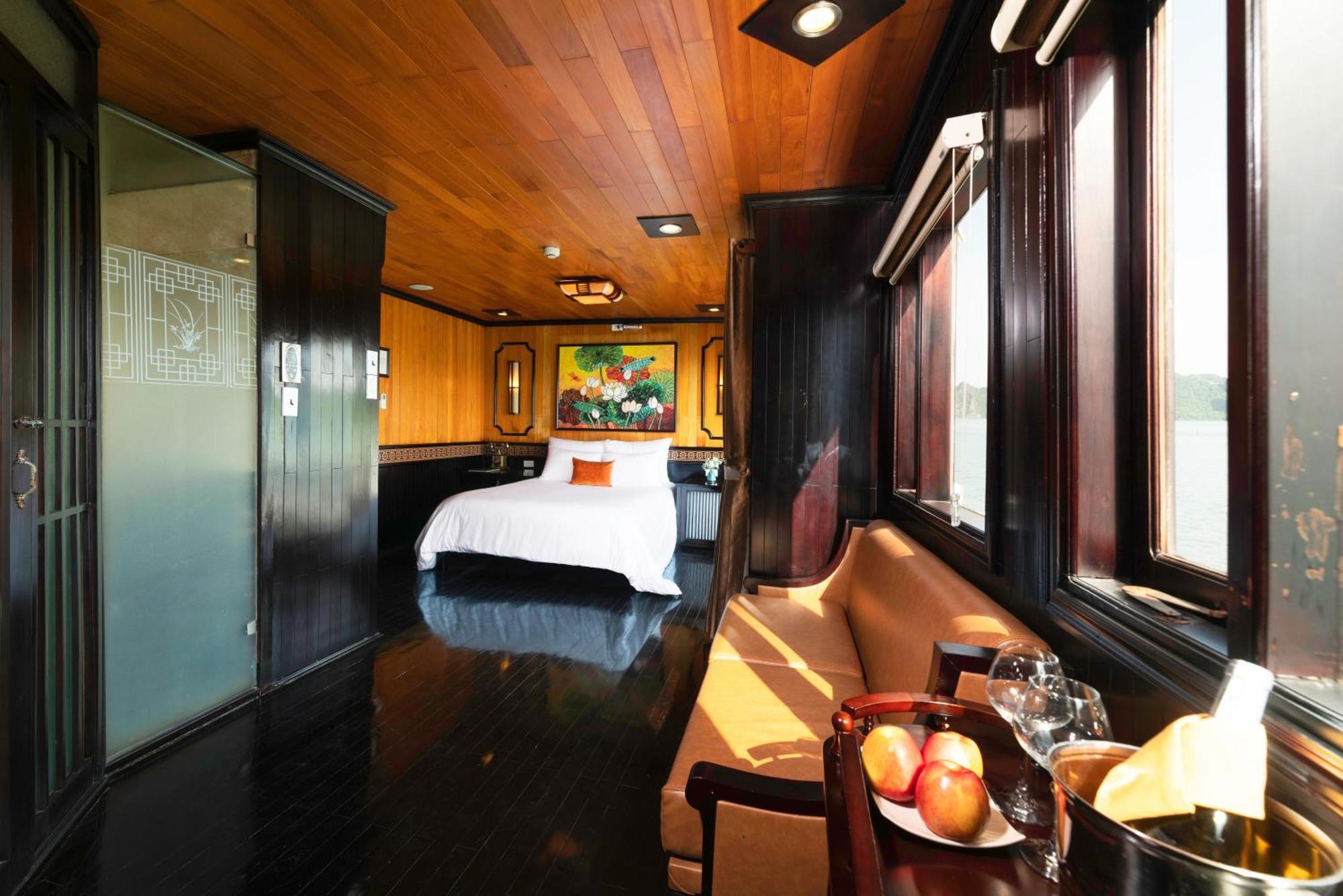 Arcady Boutique Cruise Hotel Ha Long Exterior photo