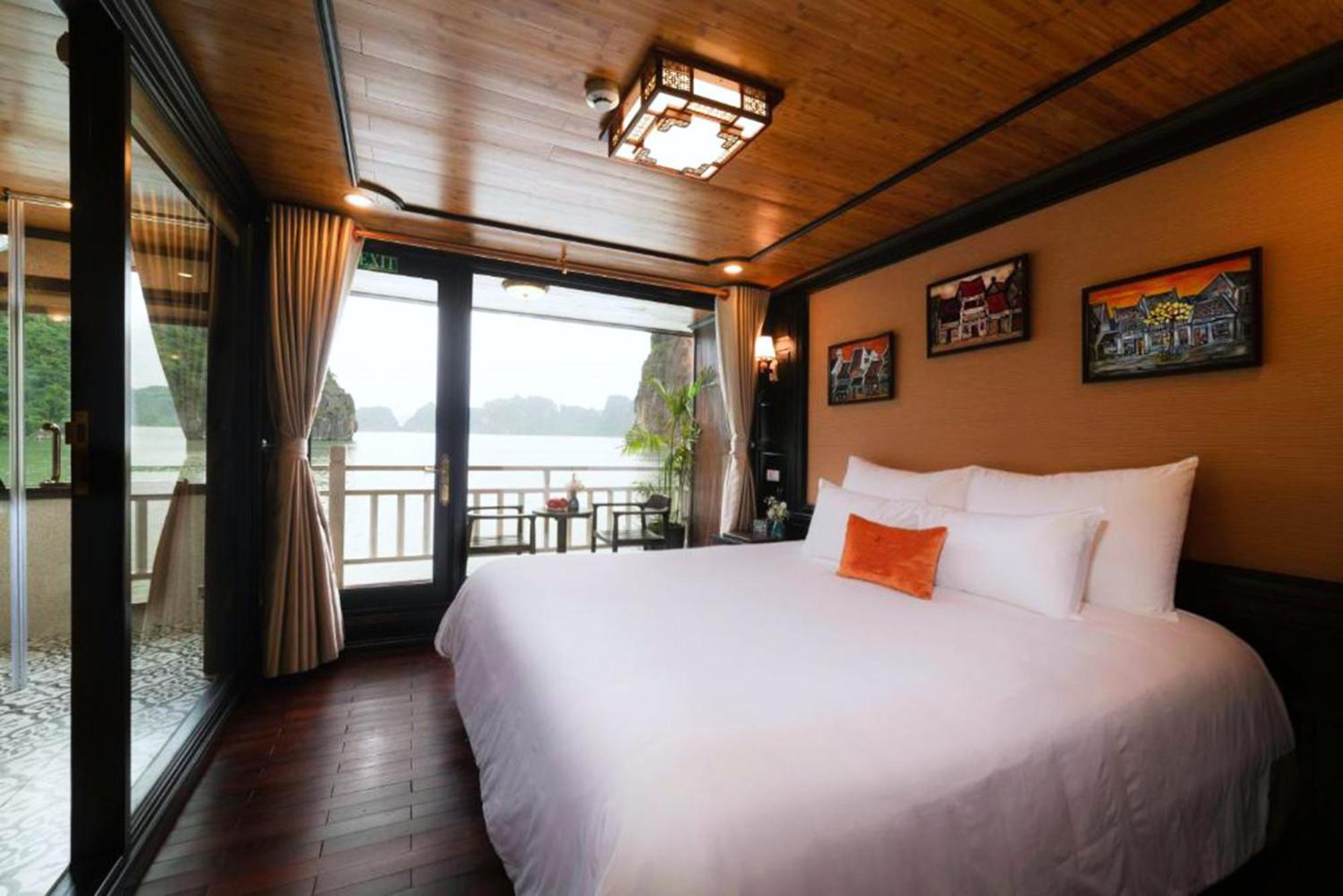 Arcady Boutique Cruise Hotel Ha Long Exterior photo