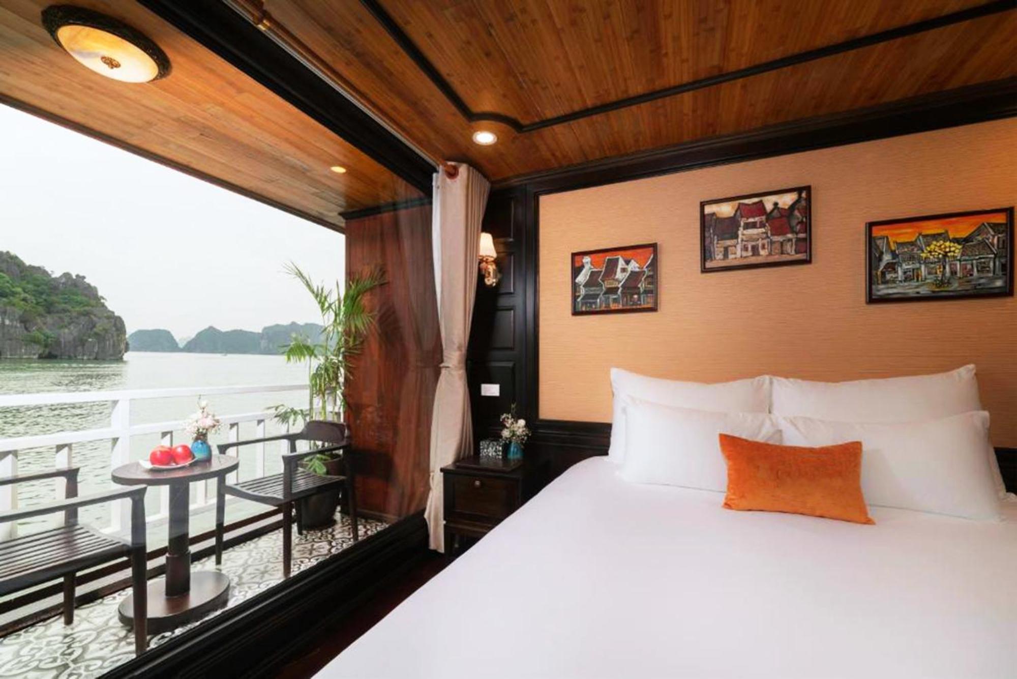 Arcady Boutique Cruise Hotel Ha Long Exterior photo