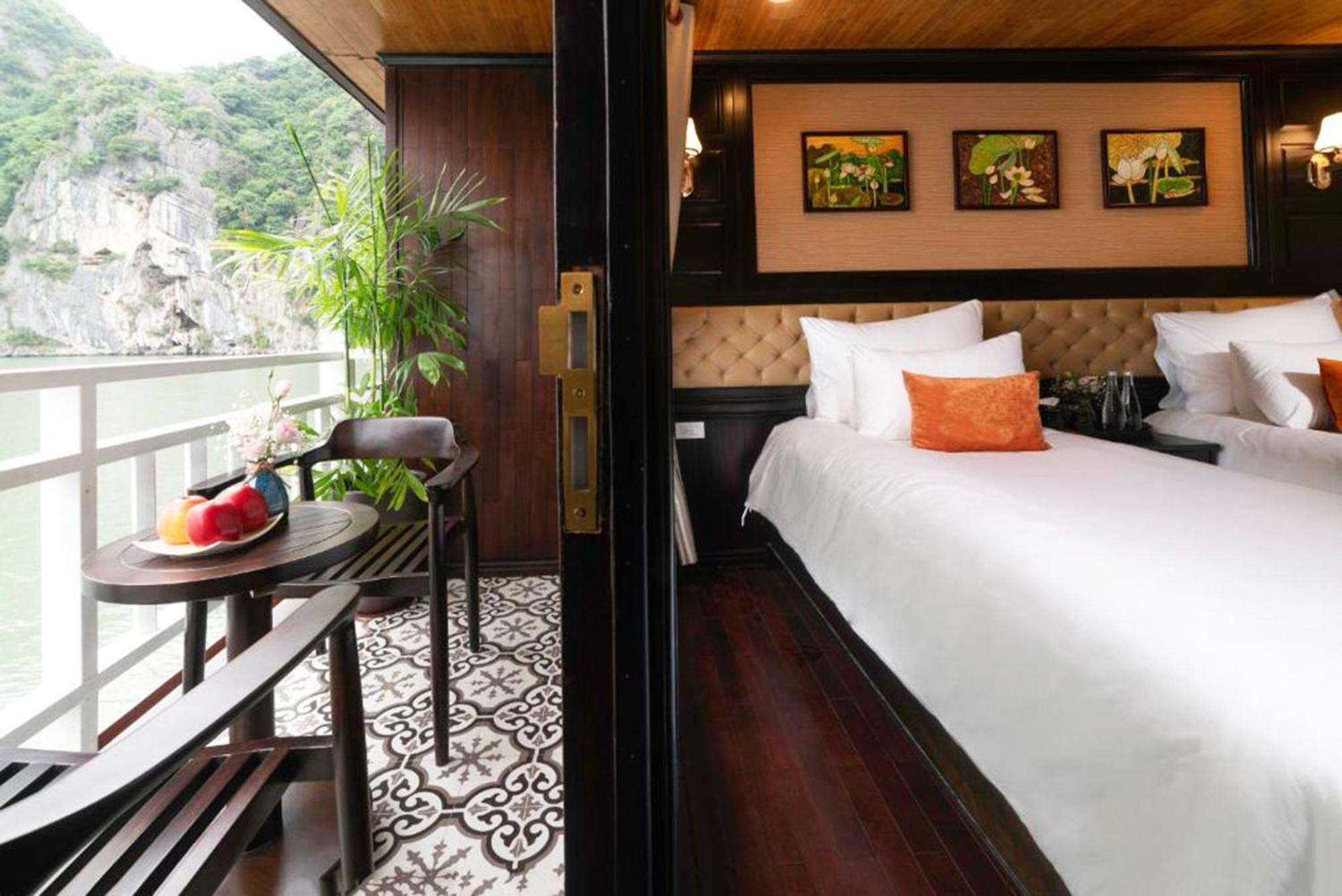 Arcady Boutique Cruise Hotel Ha Long Exterior photo