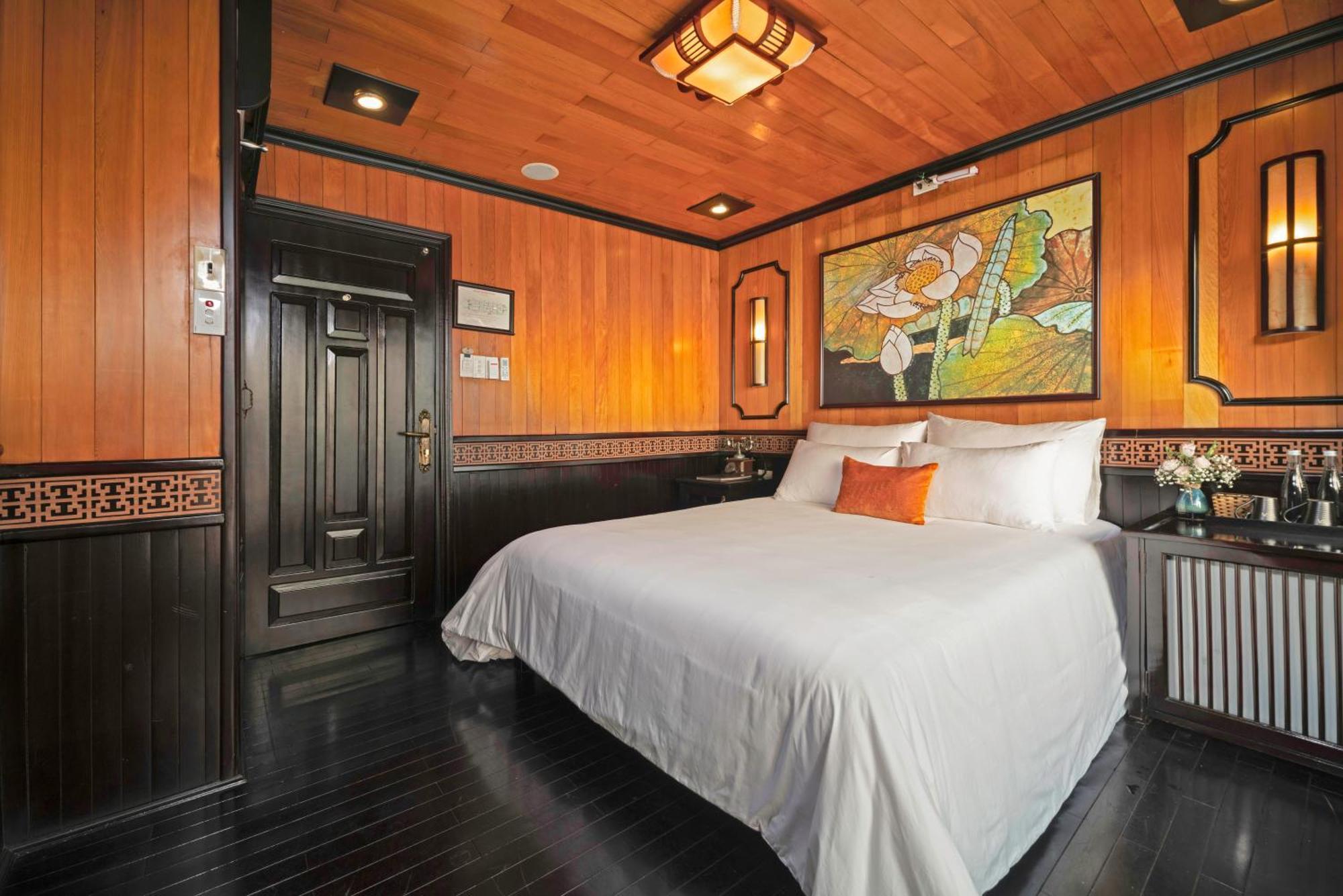 Arcady Boutique Cruise Hotel Ha Long Exterior photo